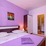 Apartments Ana Buratovic
