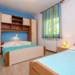 Apartments Ana Buratovic