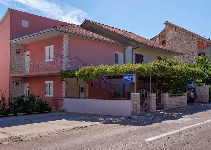 Apartments Ana Buratovic
