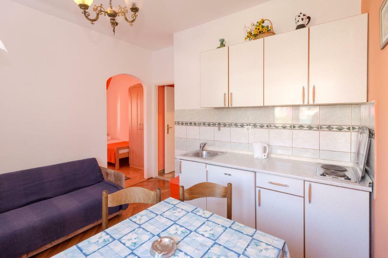 Apartment Ana Buratovic